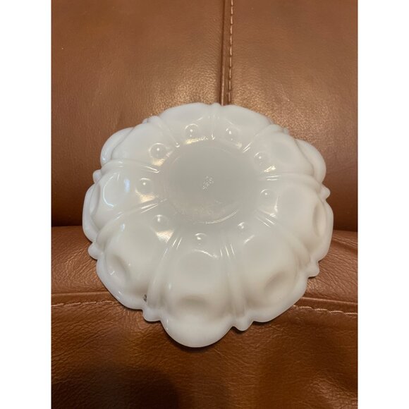 Vintage White Milk Glass Scalloped Bowl With Embossed Floral Design - Decorative - Picture 2 of 8